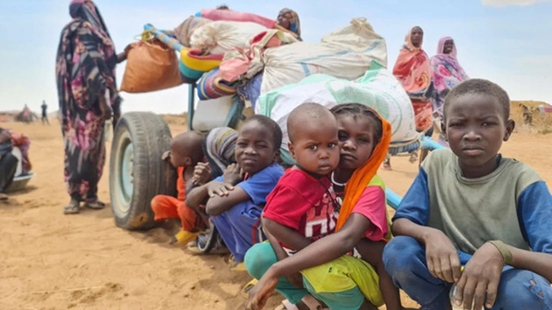 আল-ফাশার থেকে পালাতে গিয়ে শত শত শিশু পরিবারহীন
